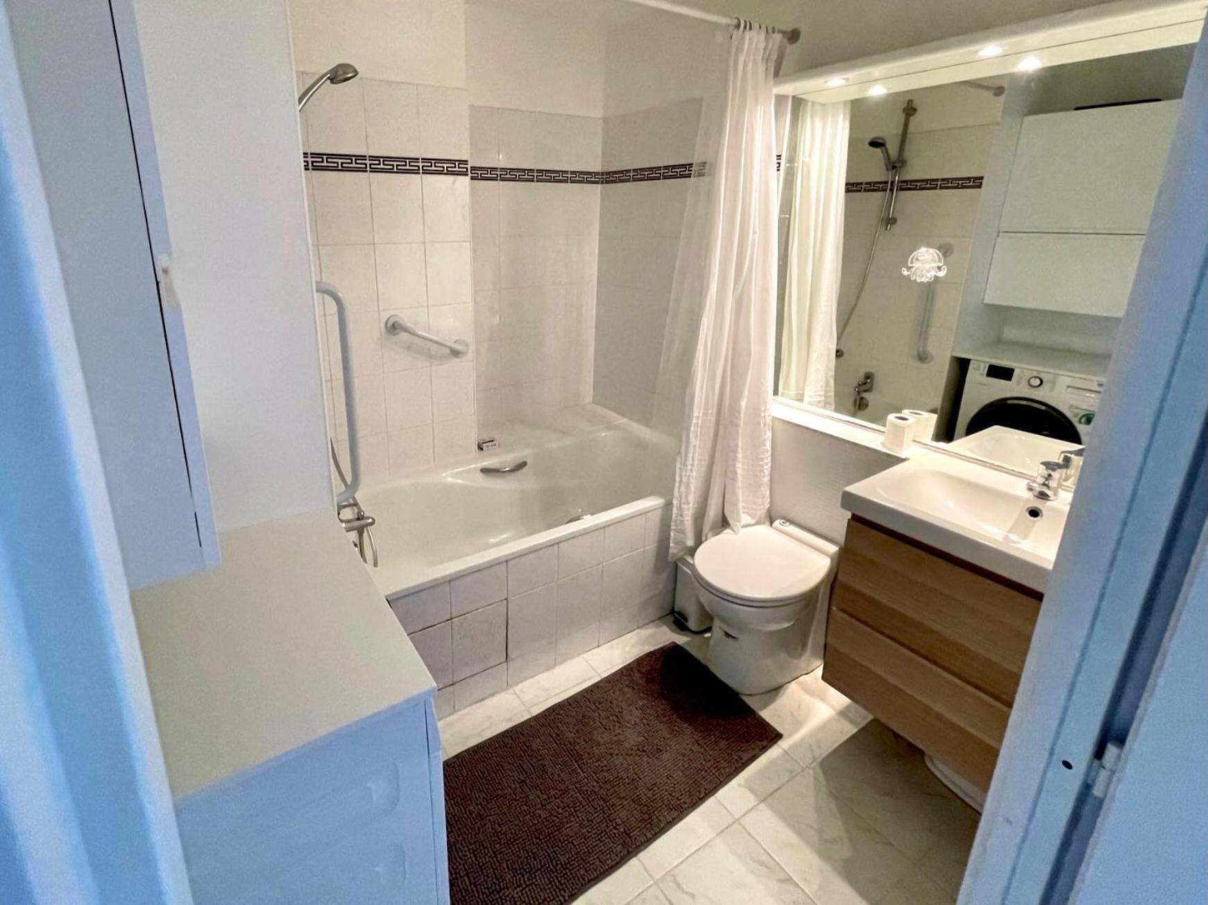 Family'S Appartement Disney Paris , 2 Parking Serris Dış mekan fotoğraf