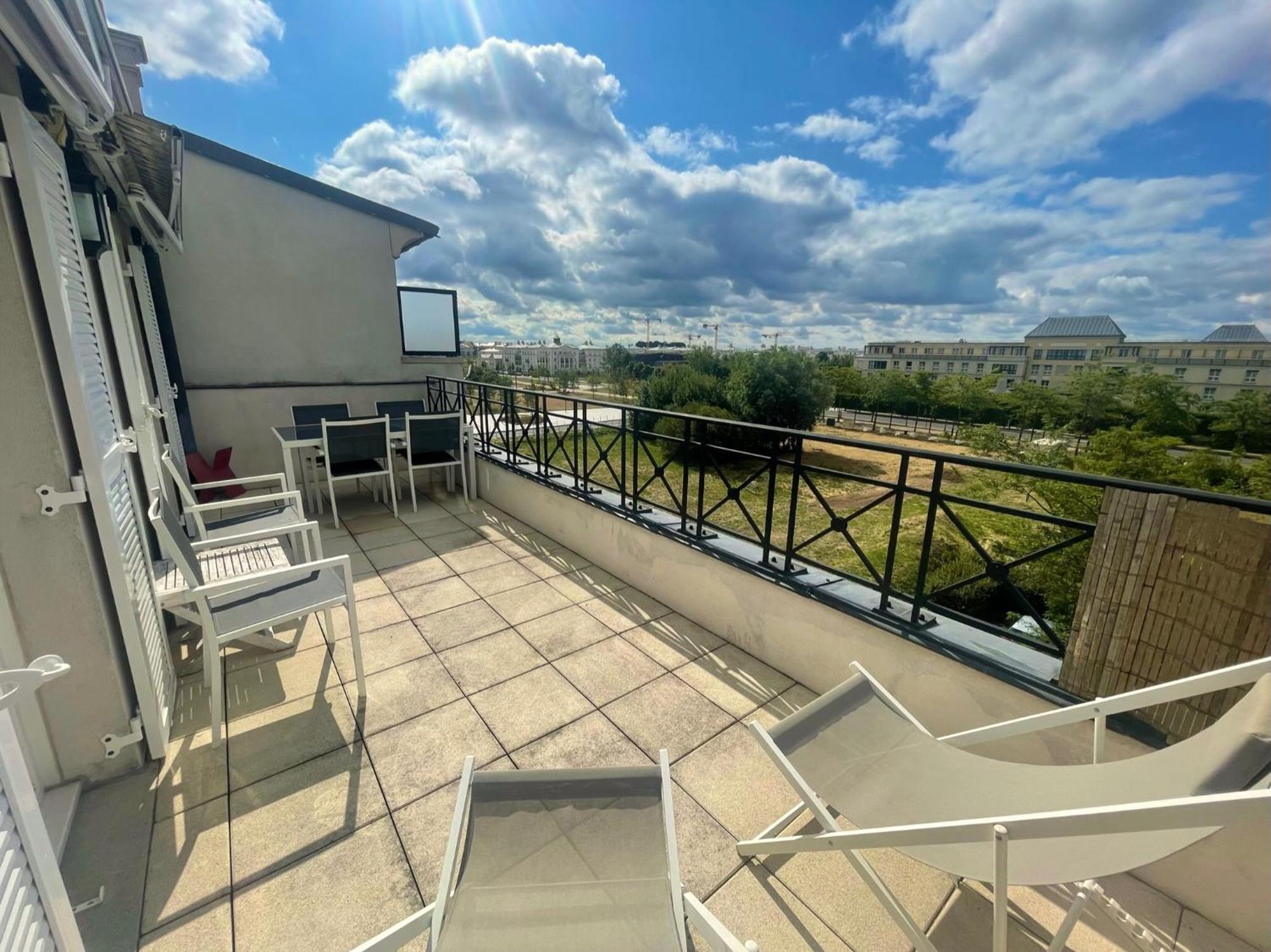 Family'S Appartement Disney Paris , 2 Parking Serris Dış mekan fotoğraf