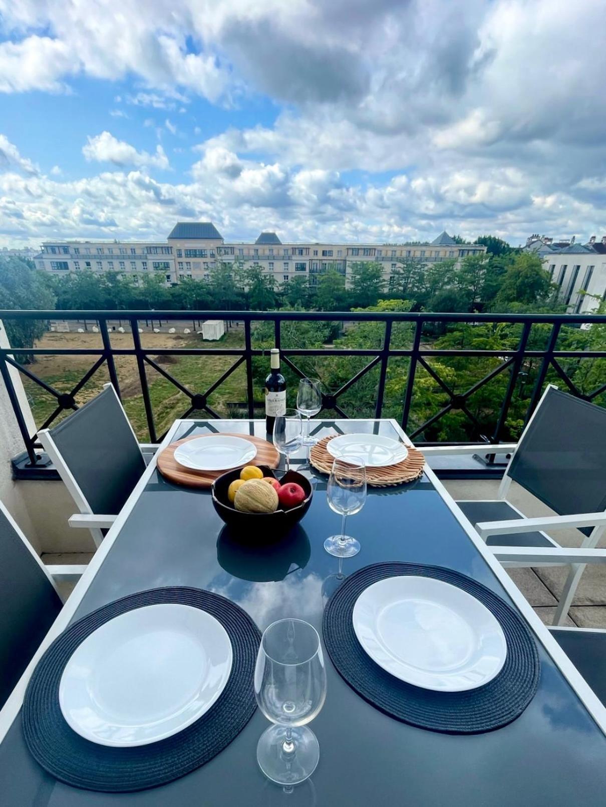 Family'S Appartement Disney Paris , 2 Parking Serris Dış mekan fotoğraf